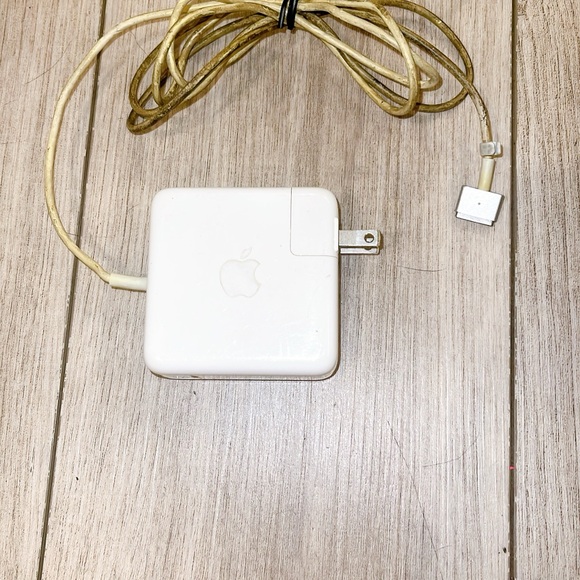 OEM Apple MagSafe 2 Power Adapter 60W - Picture 1 of 4